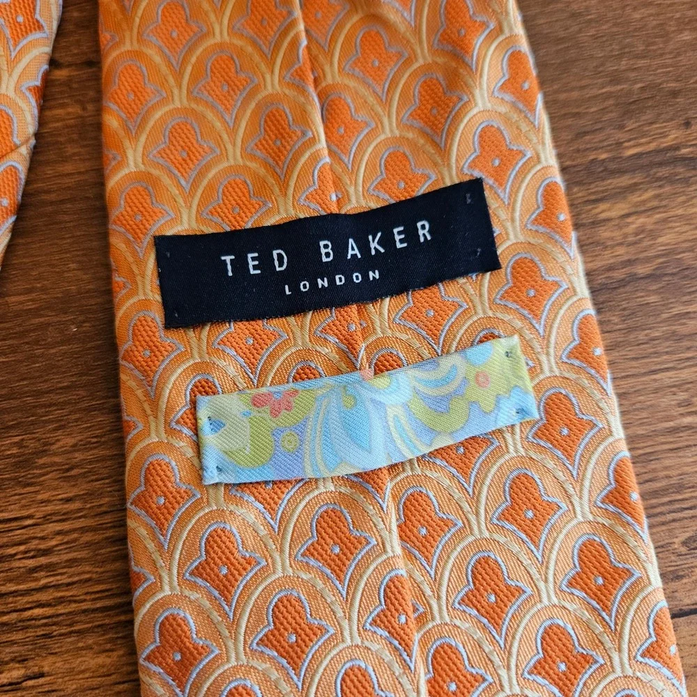 Ted Baker London Mens Orange Scalloped Ogee Jacquard Pattern Silk Necktie USA - Picture 6 of 7